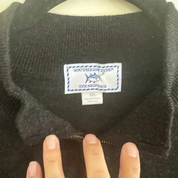 Southern Tide The Skipjack quarter zip pullover 100 % Marino wool Size XXL - Picture 8 of 8